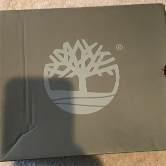 Boots - Picture 4 of 6